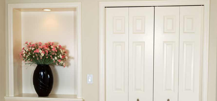 residential closet door repair in Leisure City